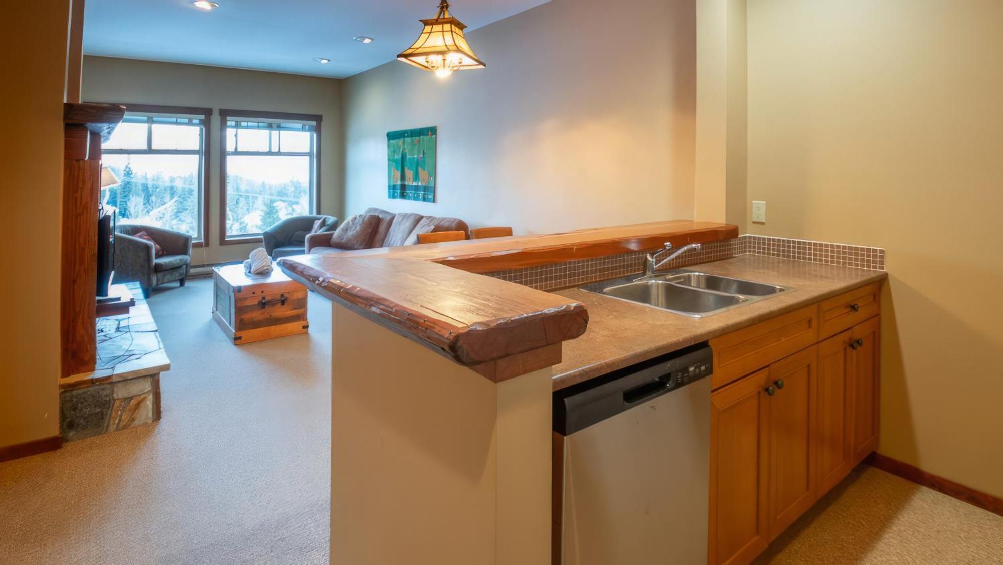 Snow Creek Lodge By Fernie Lodging Co Exteriör bild