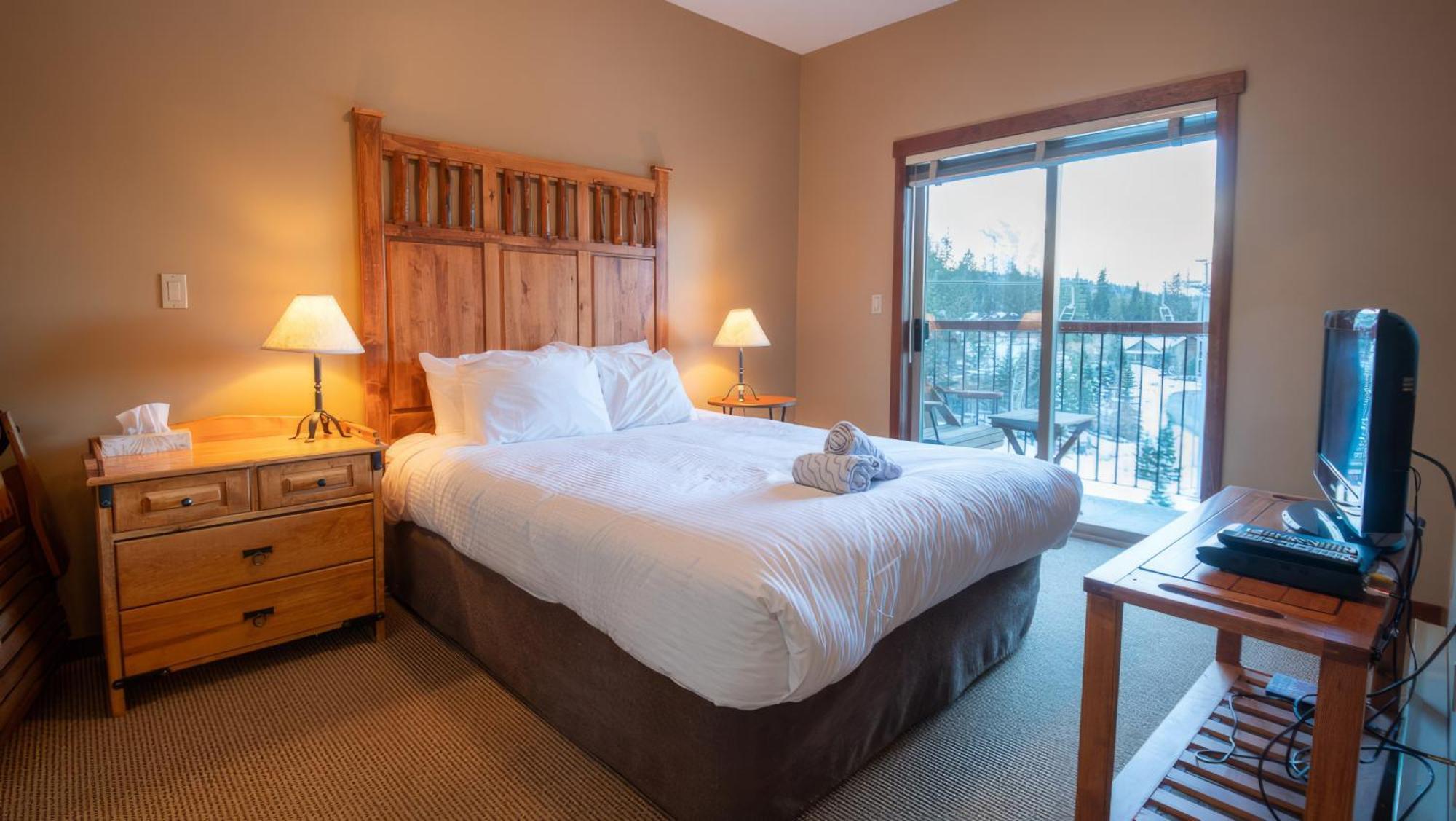 Snow Creek Lodge By Fernie Lodging Co Exteriör bild