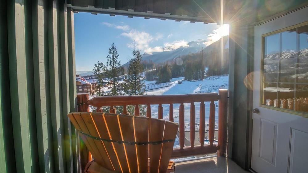 Snow Creek Lodge By Fernie Lodging Co Exteriör bild